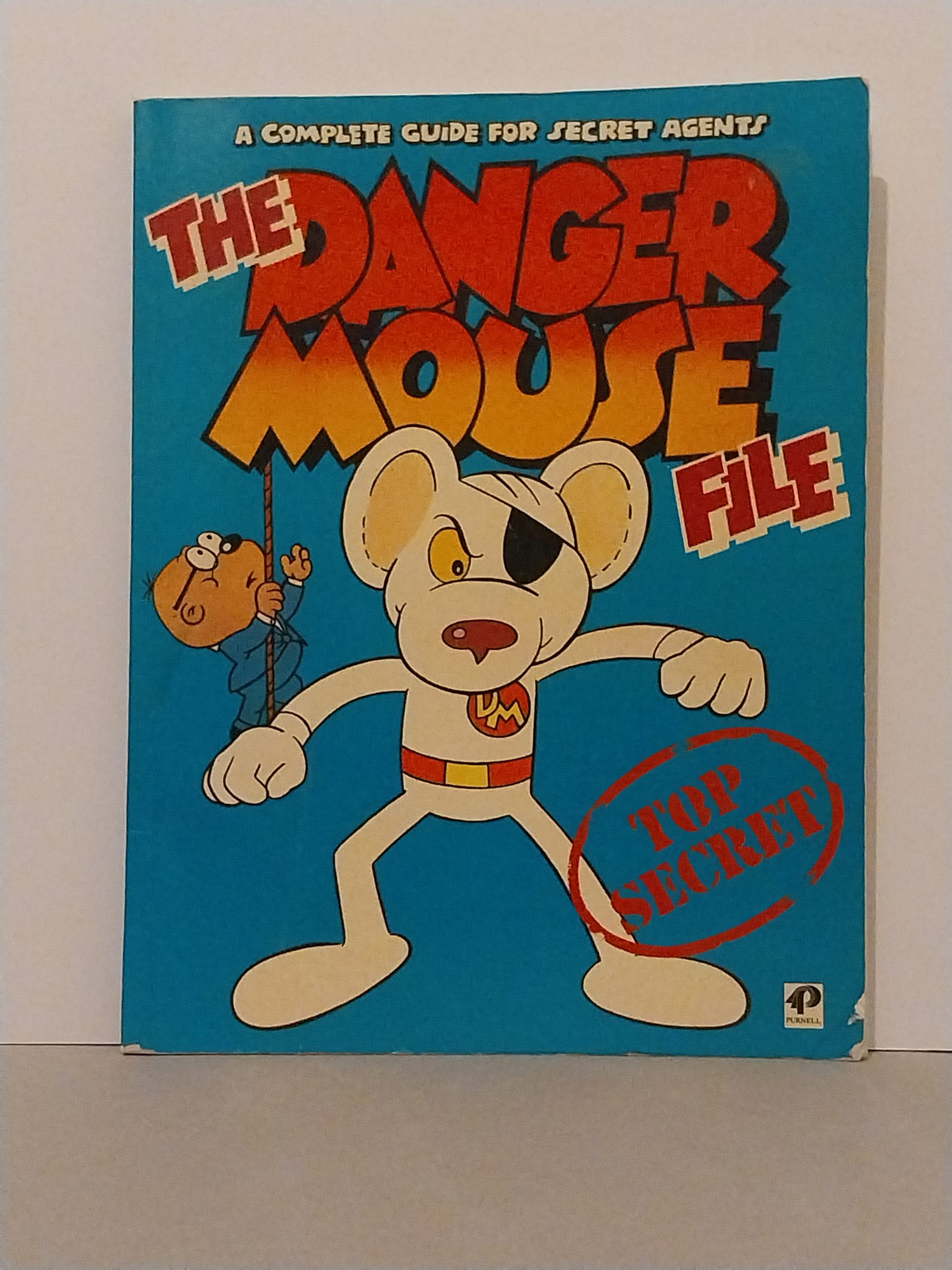 The Danger Mouse File – A Complete Guide For Secret Agents – 1982 ...