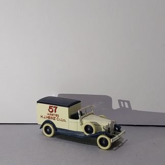Lledo Days Gone Packard Town Van H.J. Heinz Co. Ltd 57 Varieties 1:76 Diecast